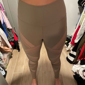 Alo nude leggings size M